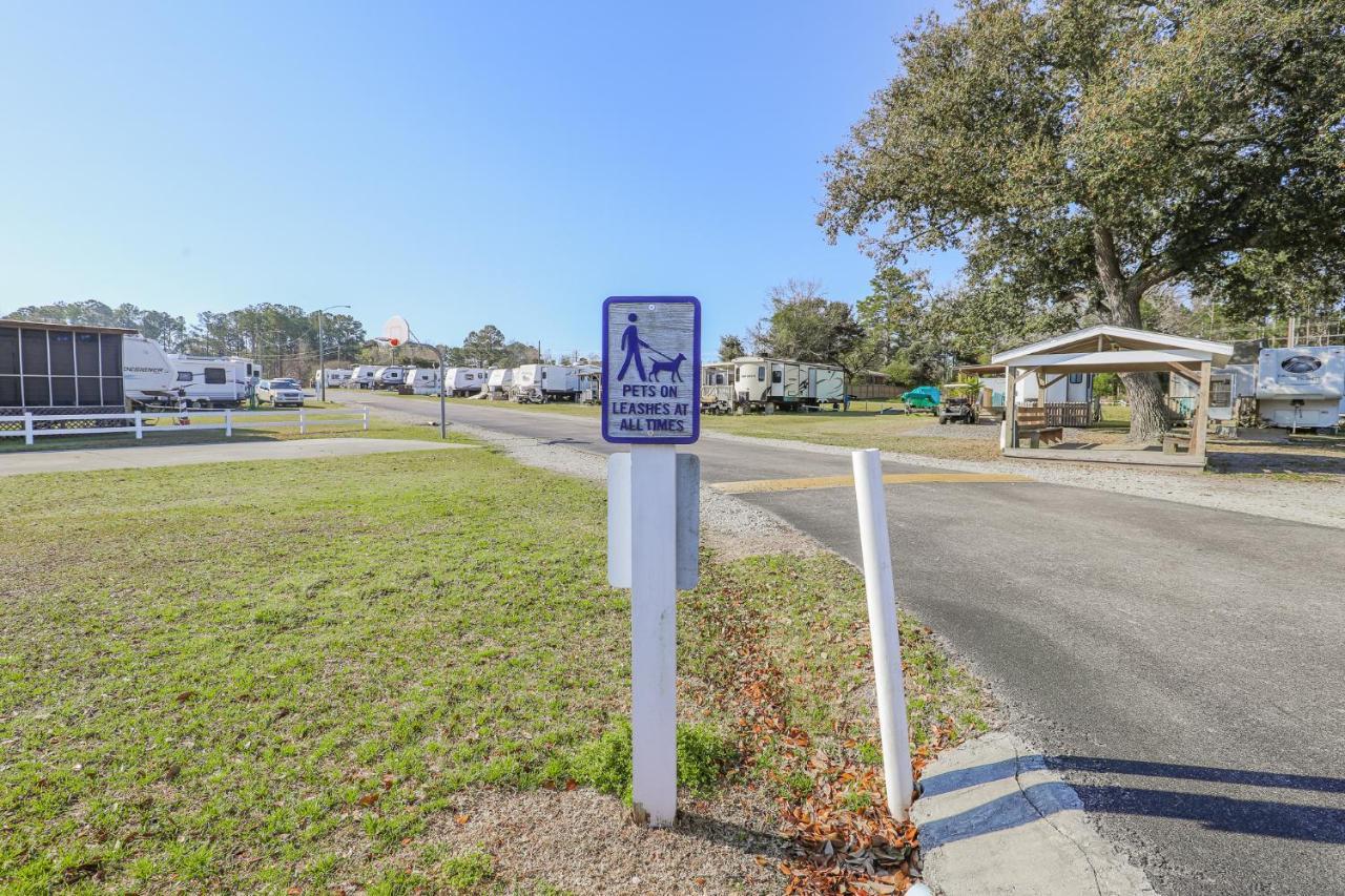 Model Home Near Camp Lejeune With Water View Sneads Ferry Exterior foto